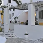 Almira - Seafront - Paros 3*