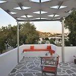 Almira - Seafront - Paros ナウサ
