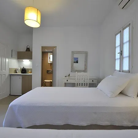 Almira - Seafront - Paros