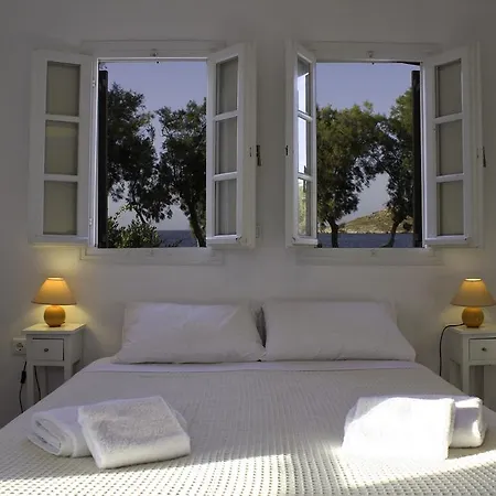 Hotel Almira - Seafront - Paros 3*