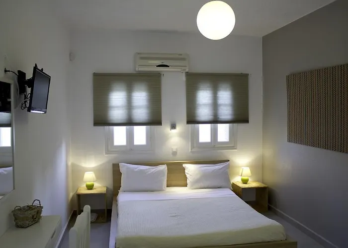 فندق Almira - Seafront - Paros 3*