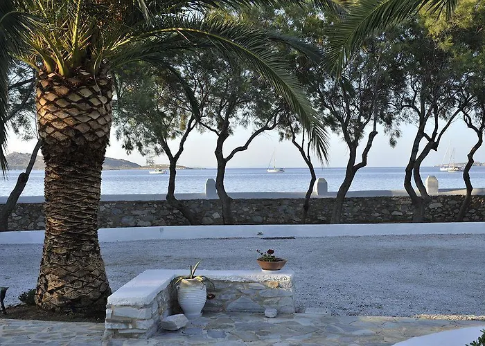 Almira - Seafront - Paros ناوسا